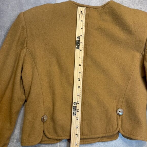 Vintage Orvis Wool Cropped Camel Blazer Jacket Size 6 - Picture 9 of 10